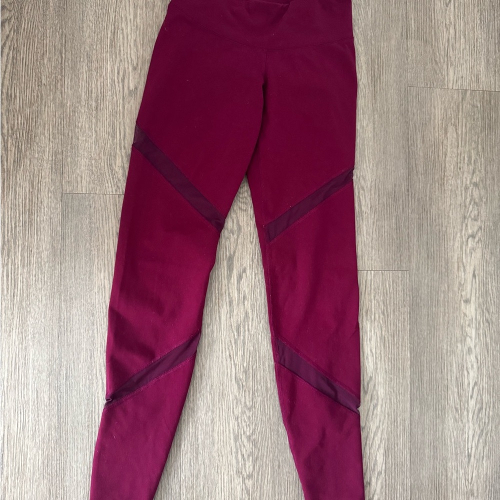 Old Navy Active Maroon Leggings